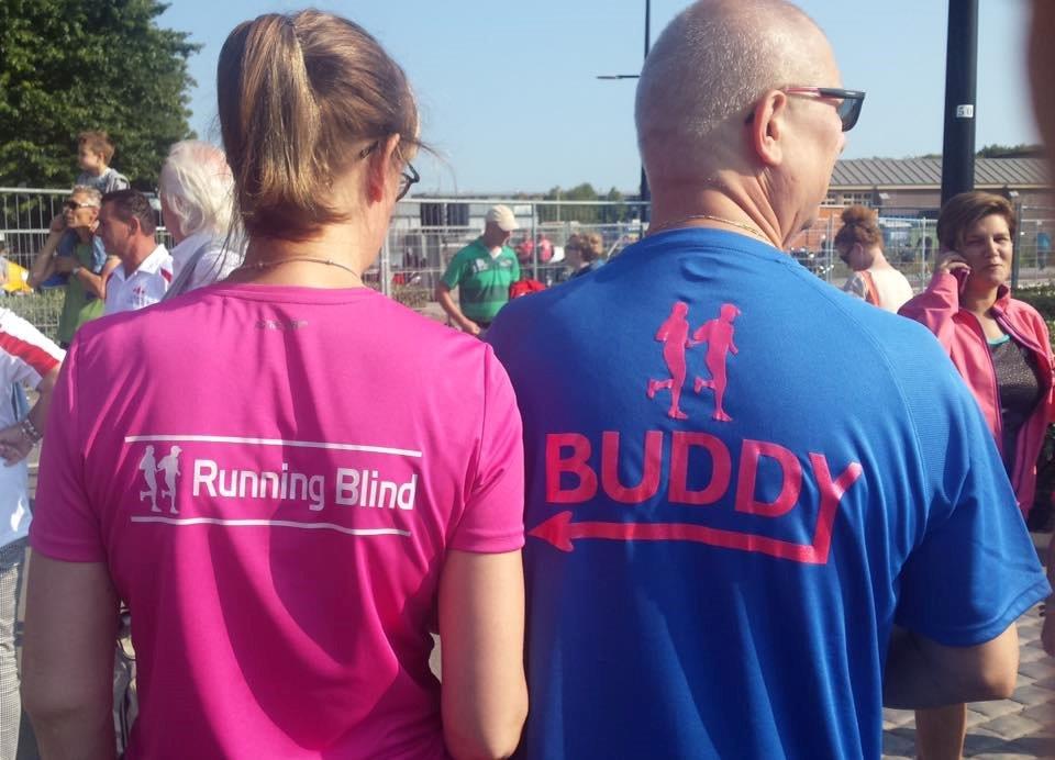 Running blind en buddy